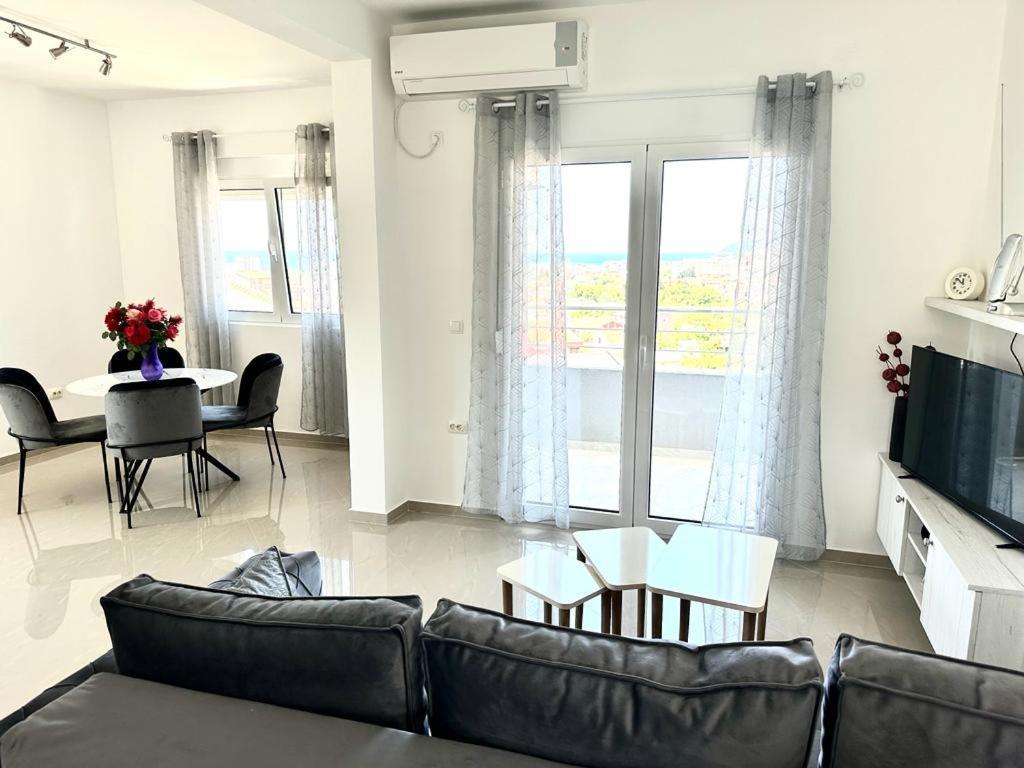 באר Villa Holiday Apartments מראה חיצוני תמונה