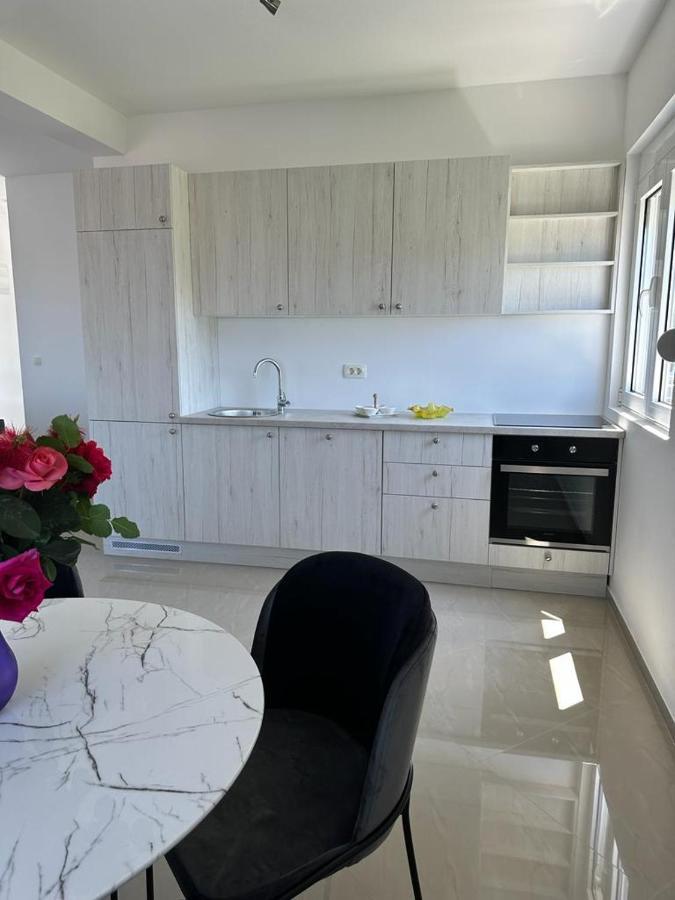 באר Villa Holiday Apartments מראה חיצוני תמונה