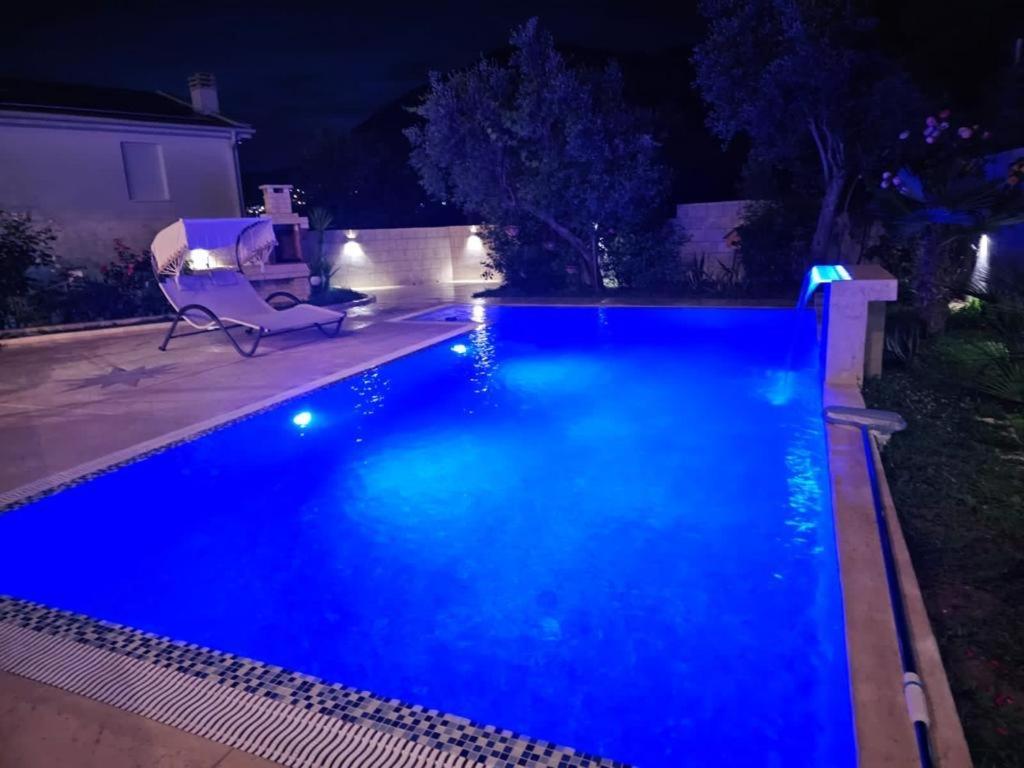 באר Villa Holiday Apartments מראה חיצוני תמונה
