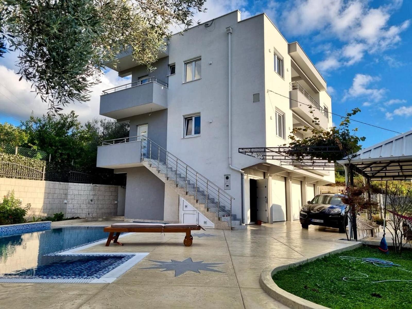 באר Villa Holiday Apartments מראה חיצוני תמונה