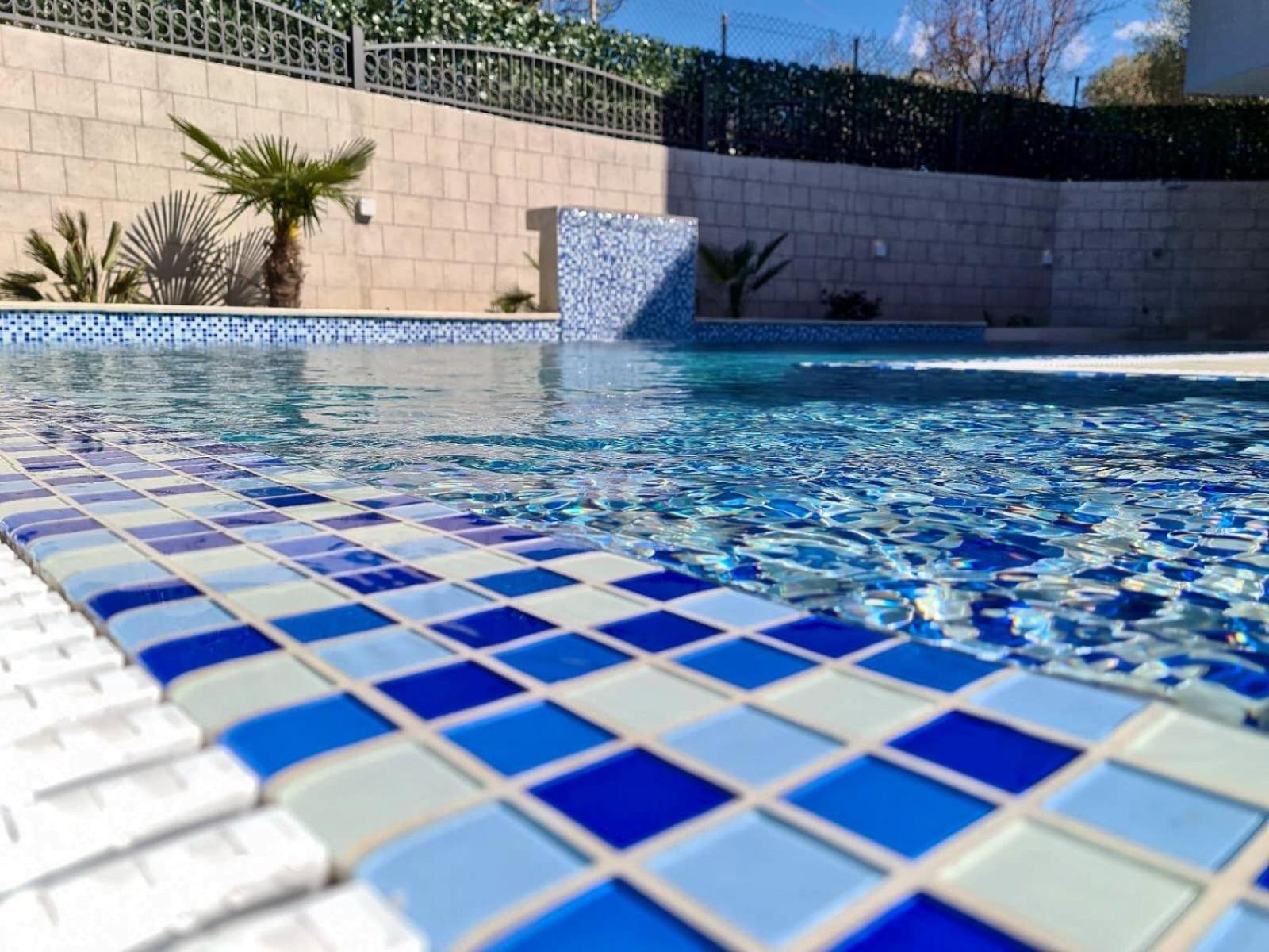 באר Villa Holiday Apartments מראה חיצוני תמונה