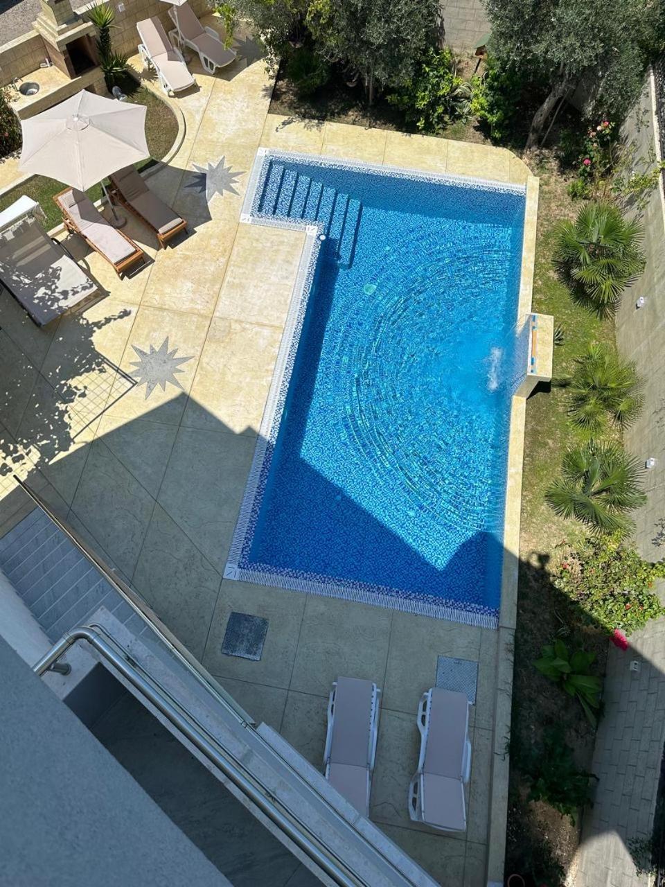 באר Villa Holiday Apartments מראה חיצוני תמונה